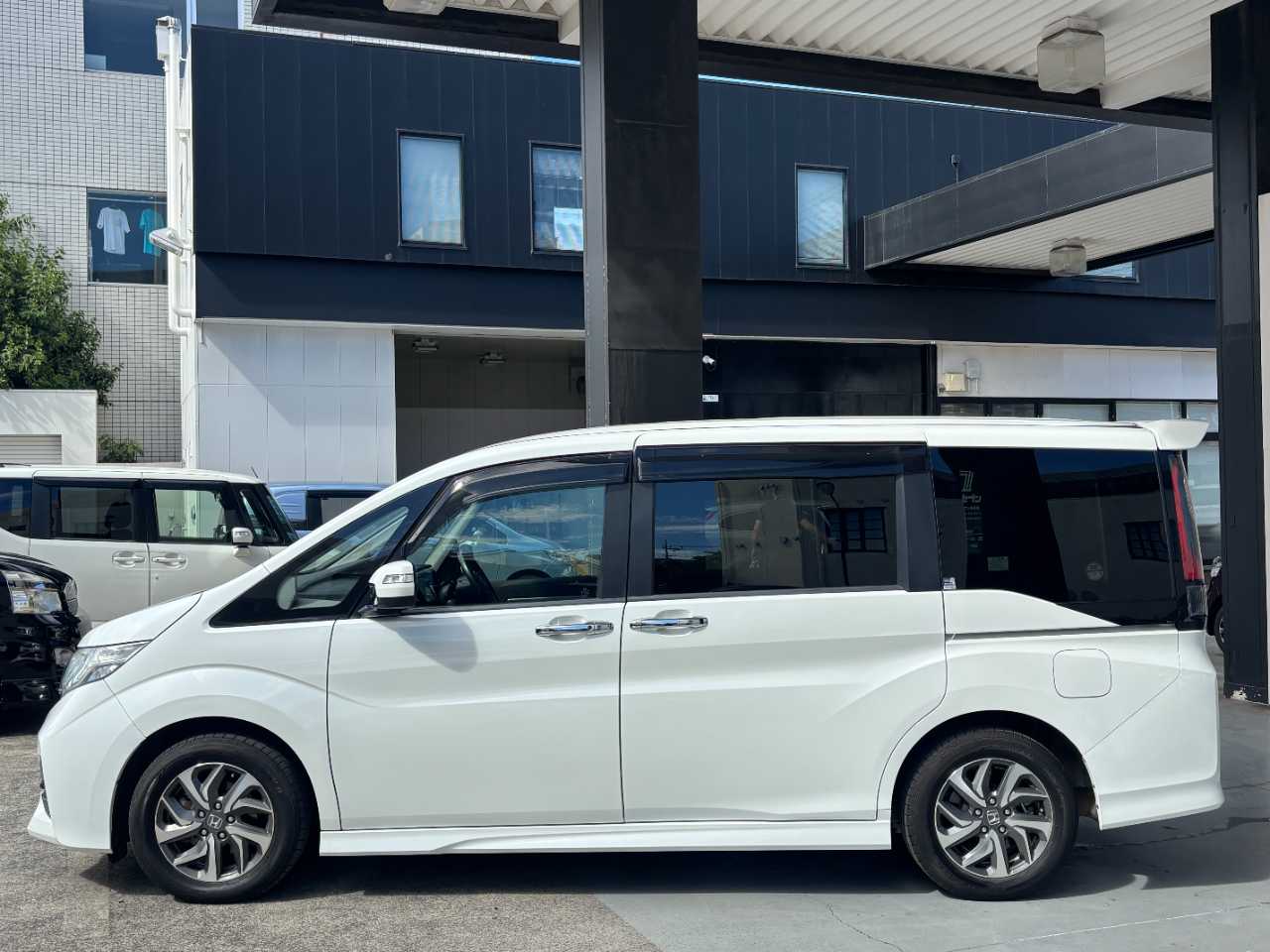 ホンダ ステップワゴン　スパーダ
