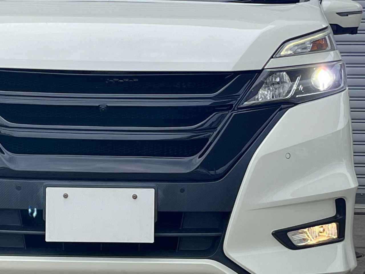 日産 セレナ