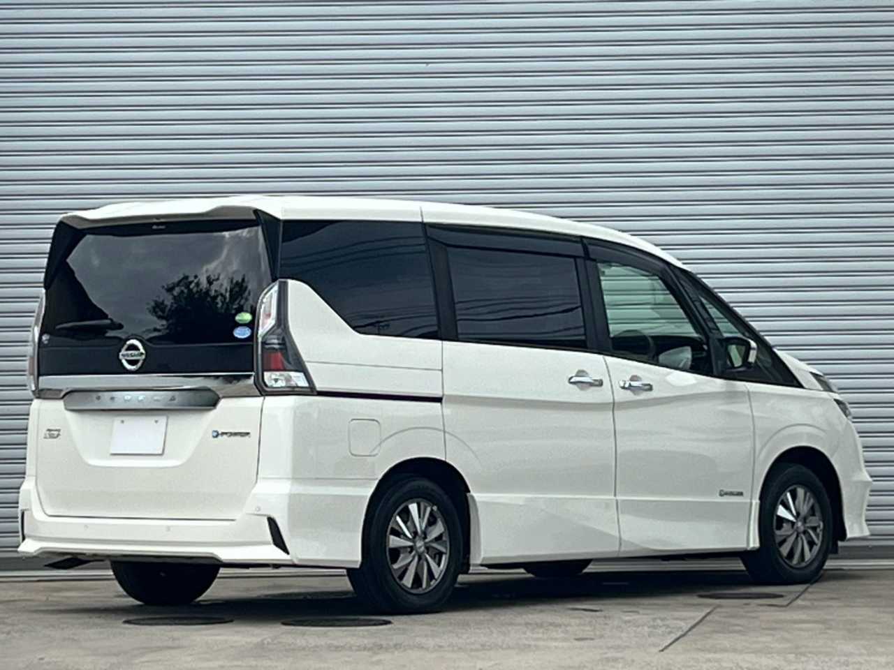 日産 セレナ