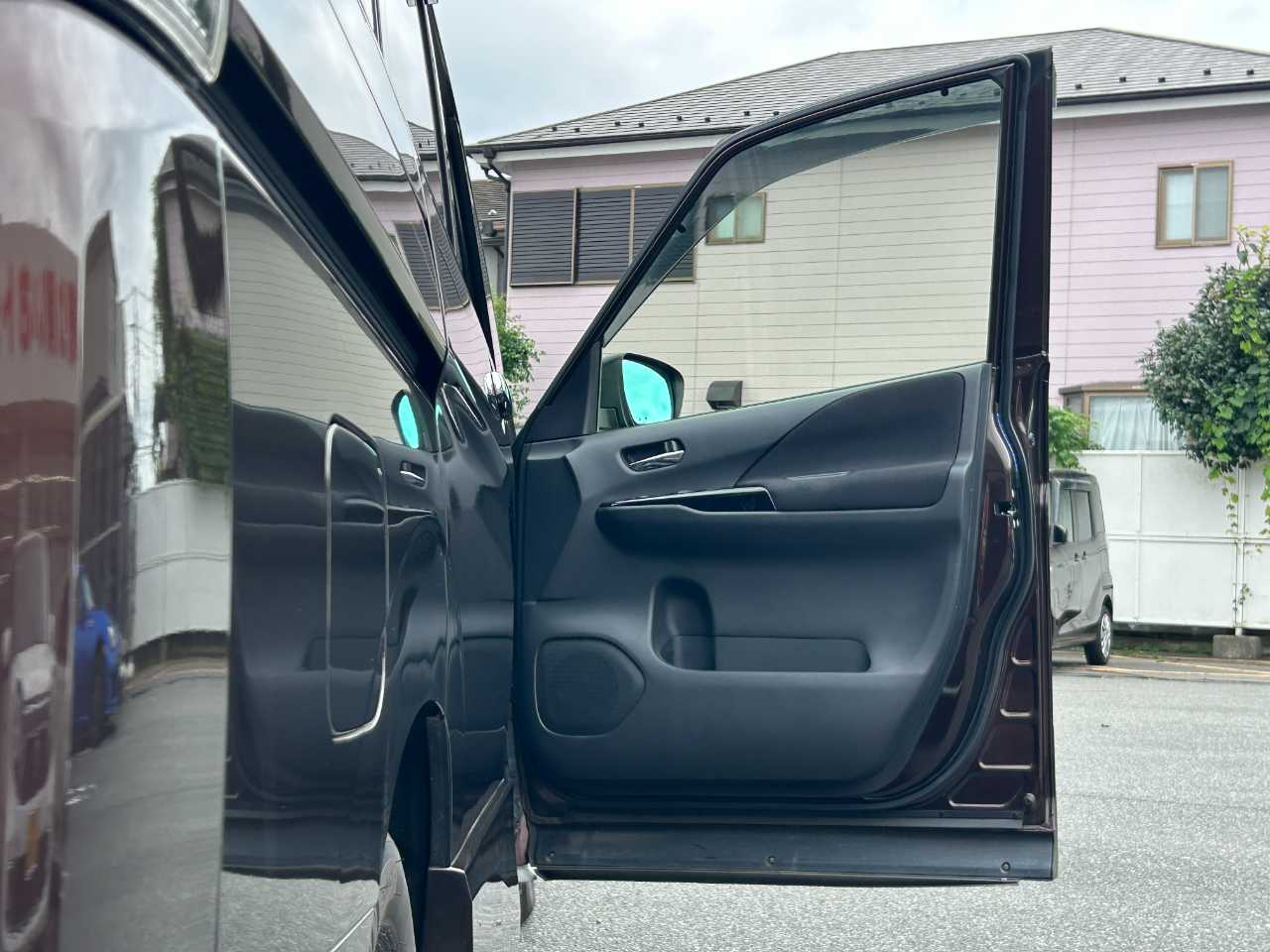 日産 セレナ