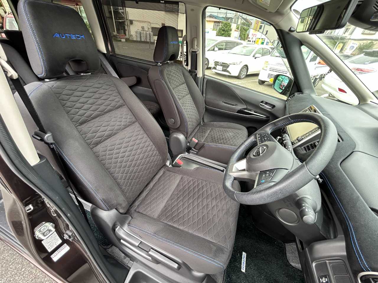 日産 セレナ