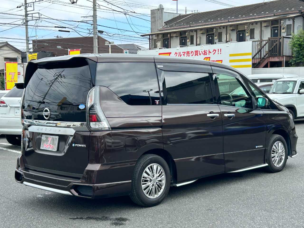日産 セレナ