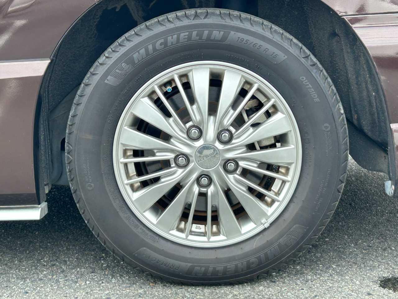 日産 セレナ