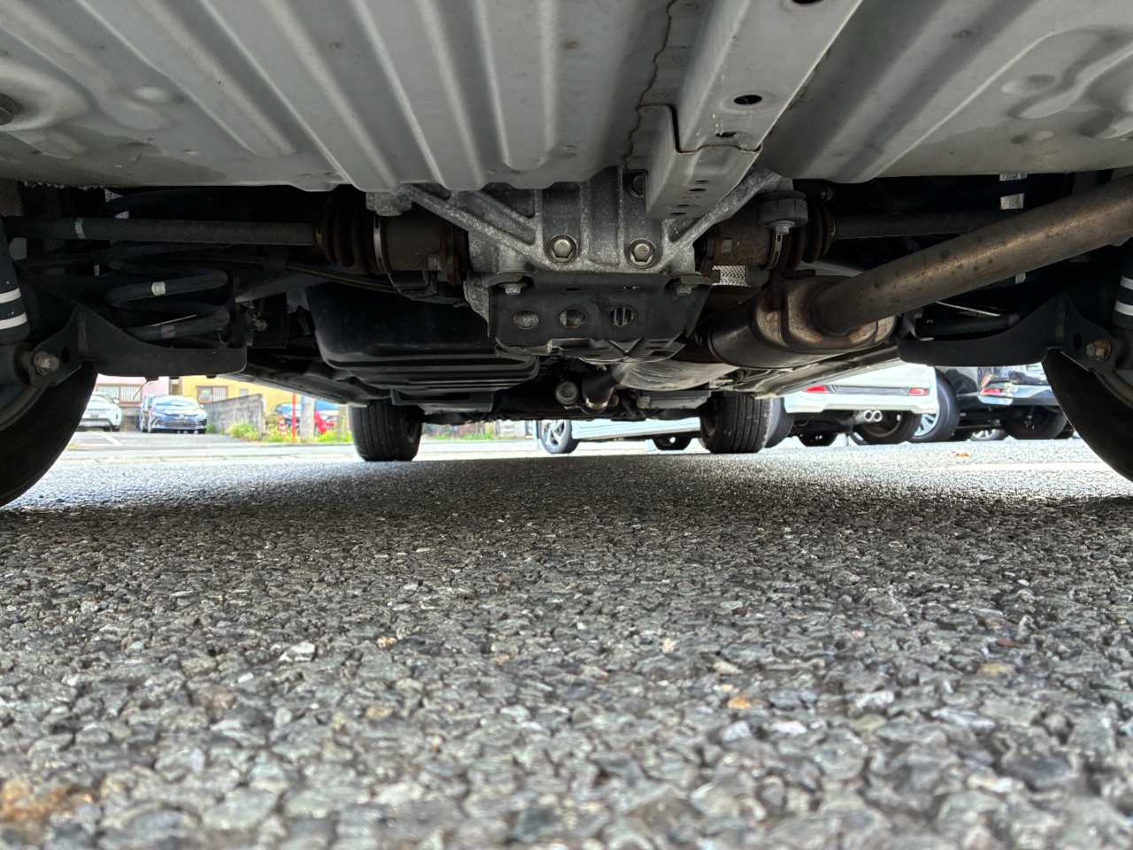 トヨタ エスティマ　ハイブリッド