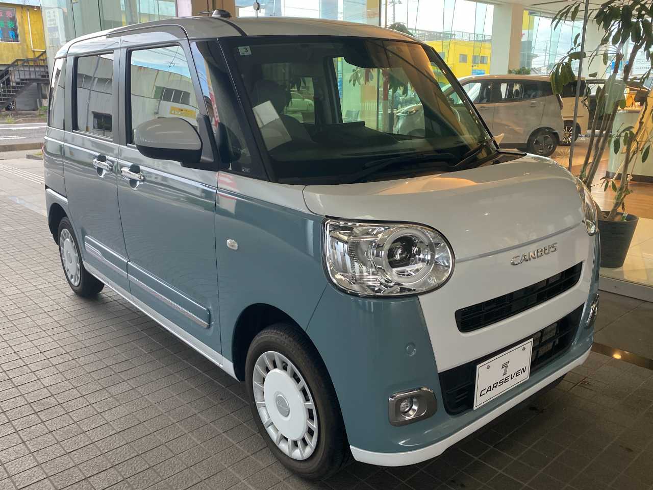ダイハツ ムーヴ　キャンバス