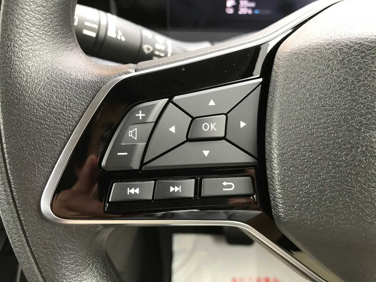 日産 サクラ