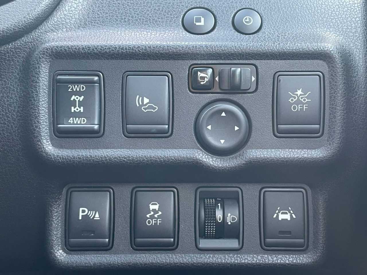 日産 ノート　ＨＢ