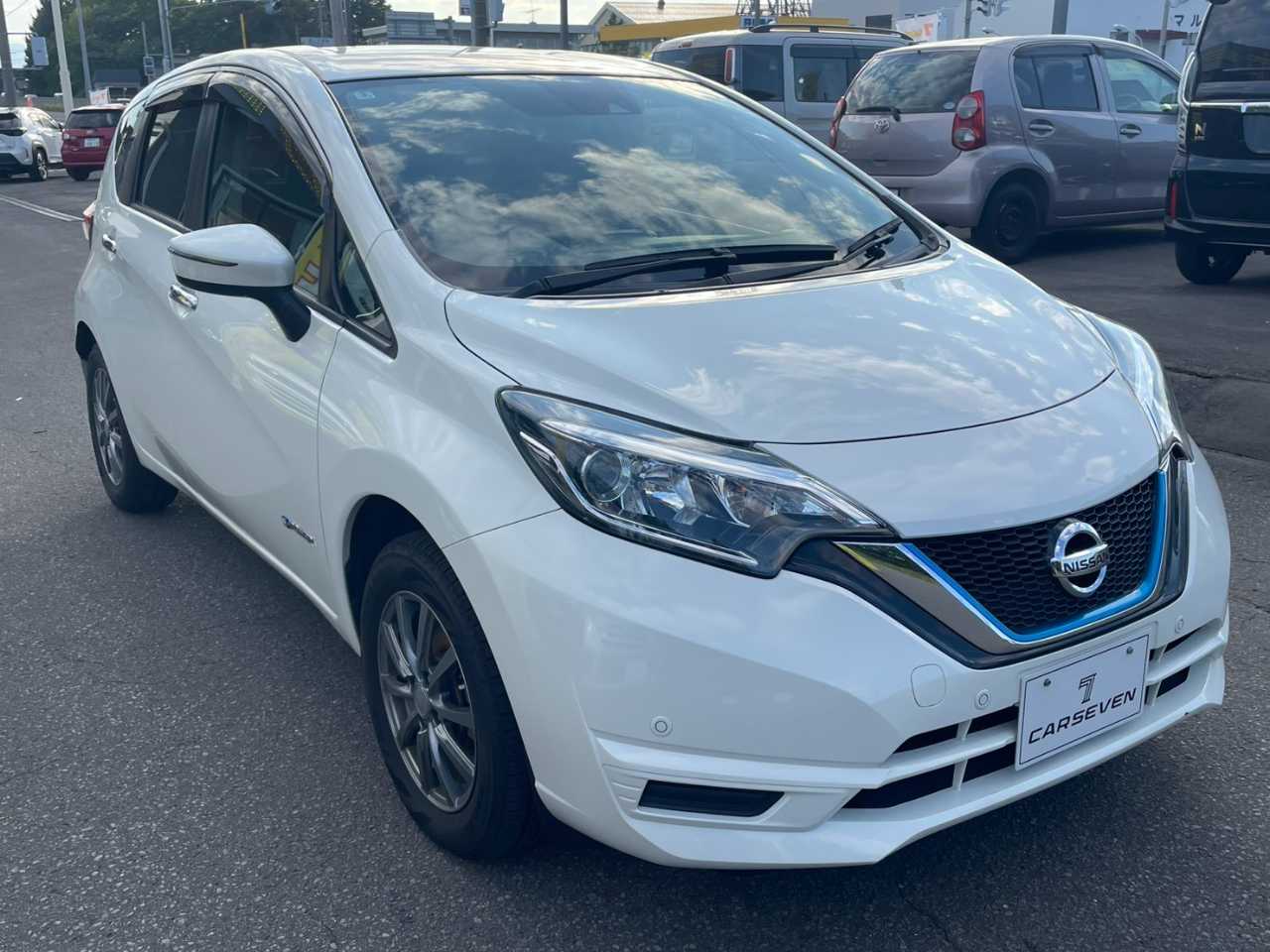 日産 ノート　ＨＢ