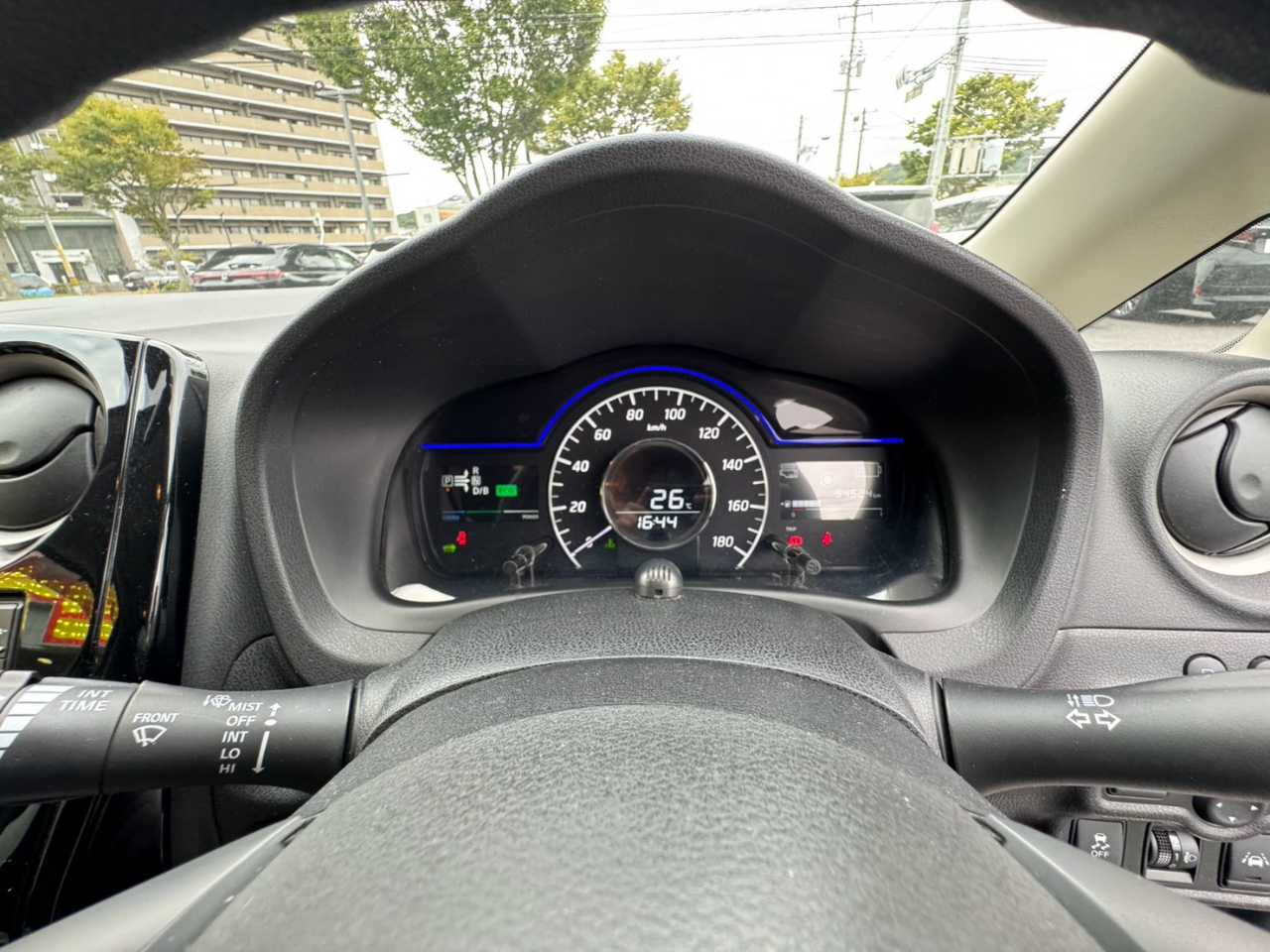 日産 ノート　ＨＢ