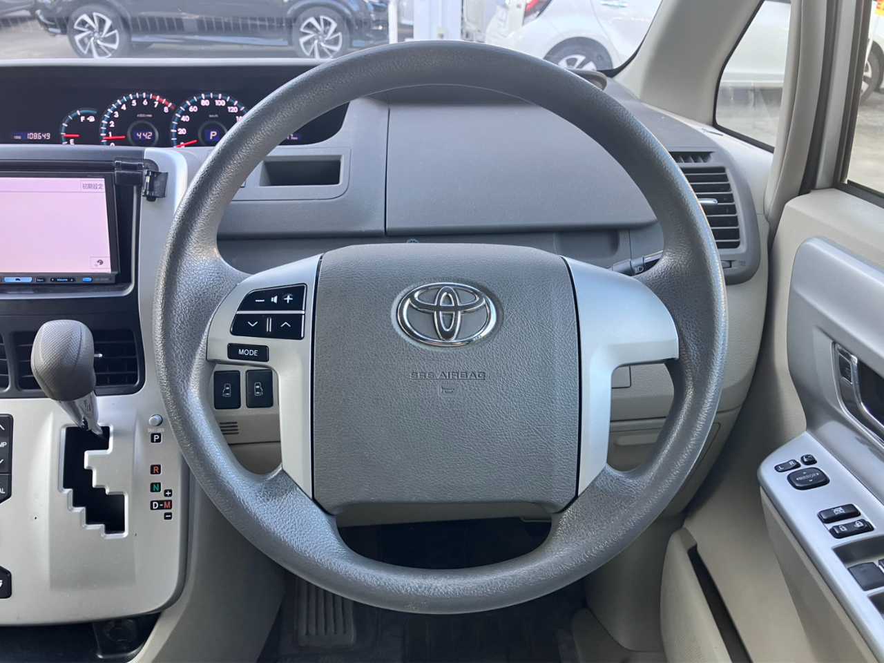 トヨタ ノア