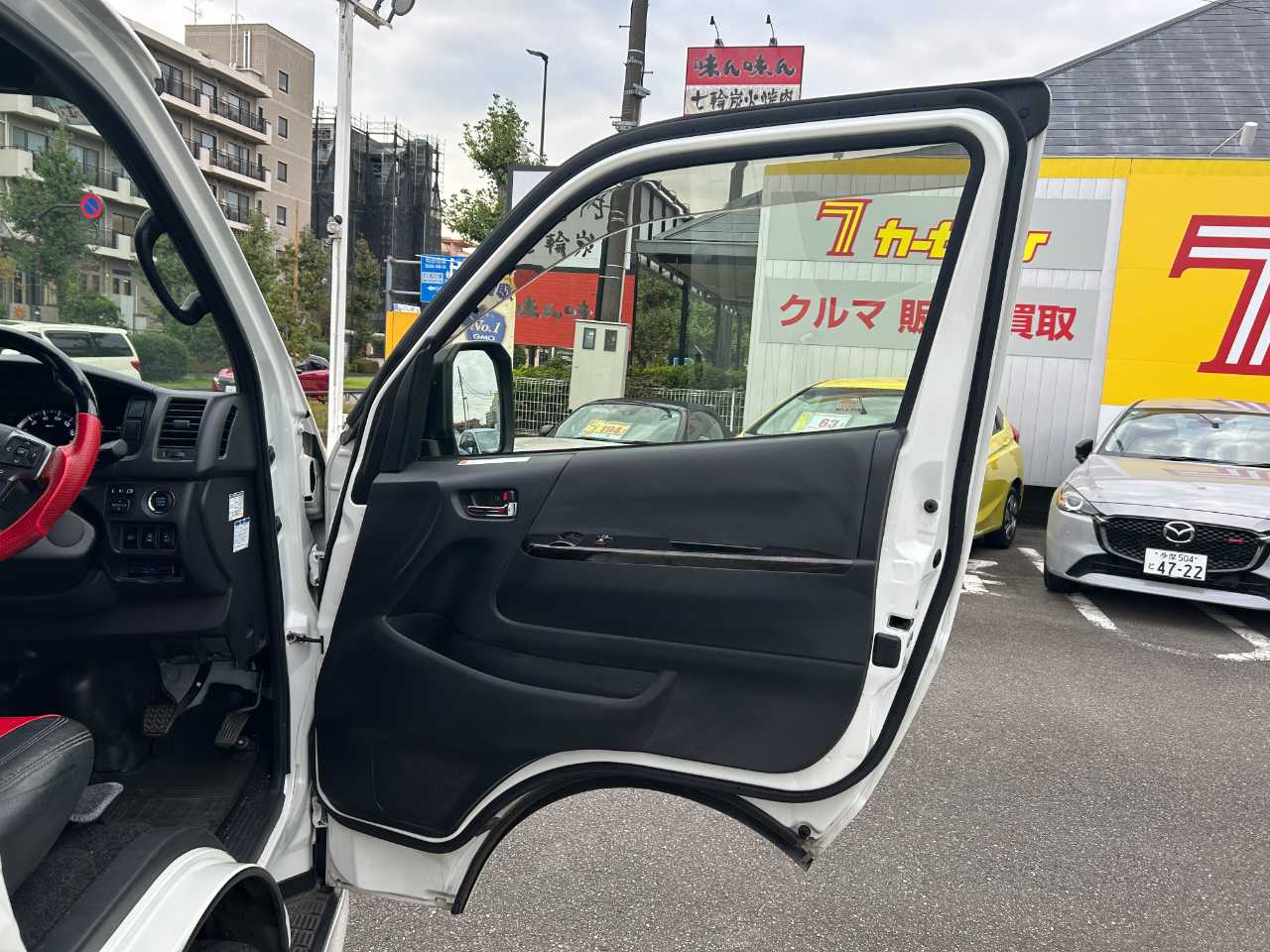 トヨタ ハイエースバン