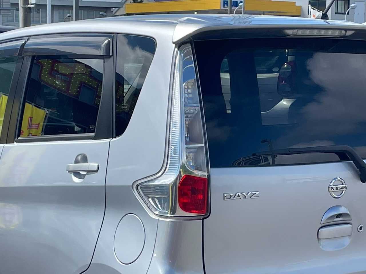 日産 デイズ
