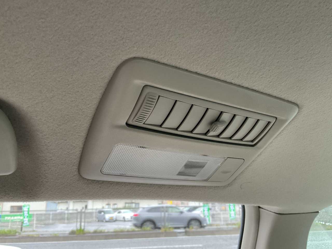 トヨタ エスティマ