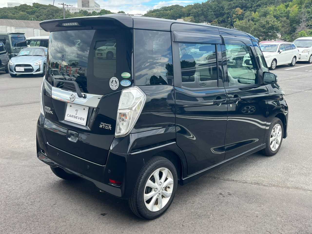 日産 デイズ　ルークス