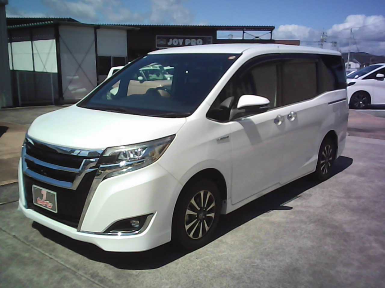 トヨタ エスクァイア　ハイブリッド