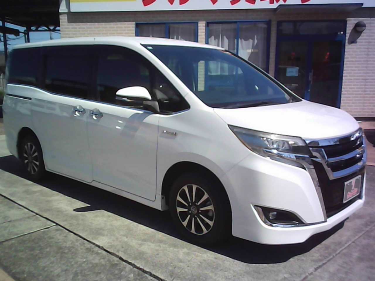 トヨタ エスクァイア　ハイブリッド
