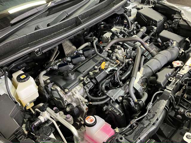トヨタ ヤリス　ハイブリッド