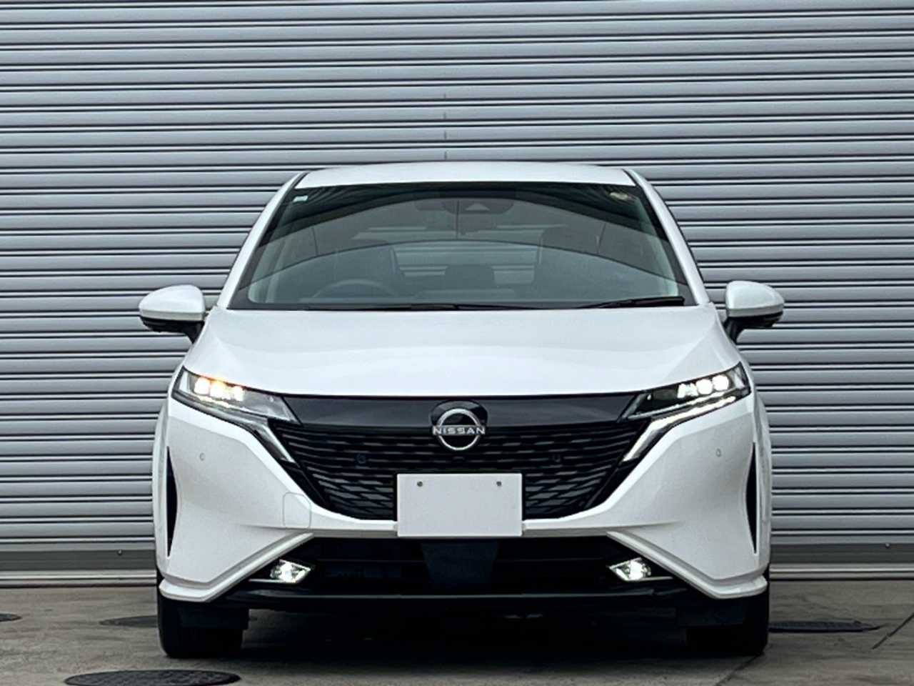 日産 オーラ