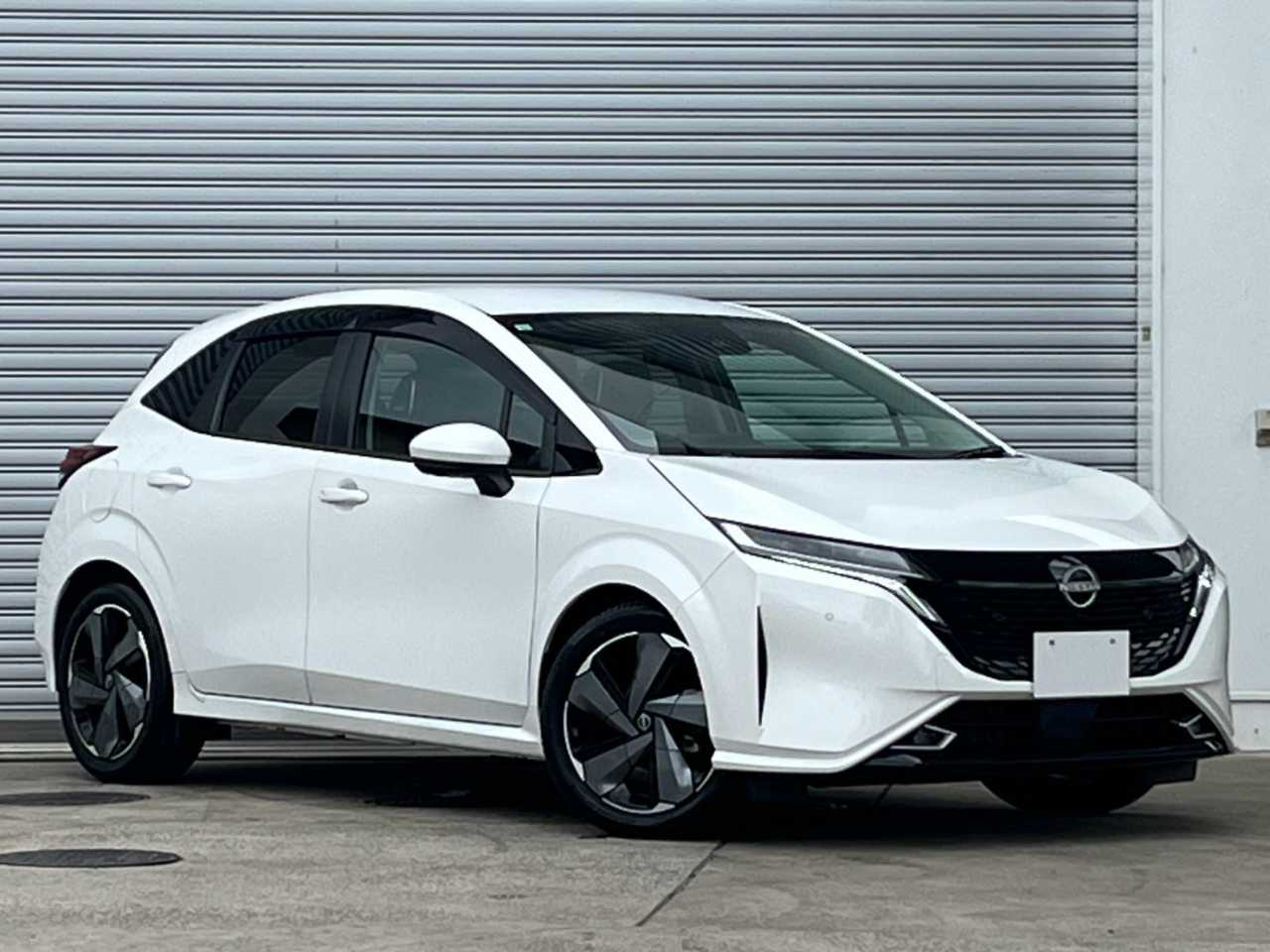 日産 オーラ