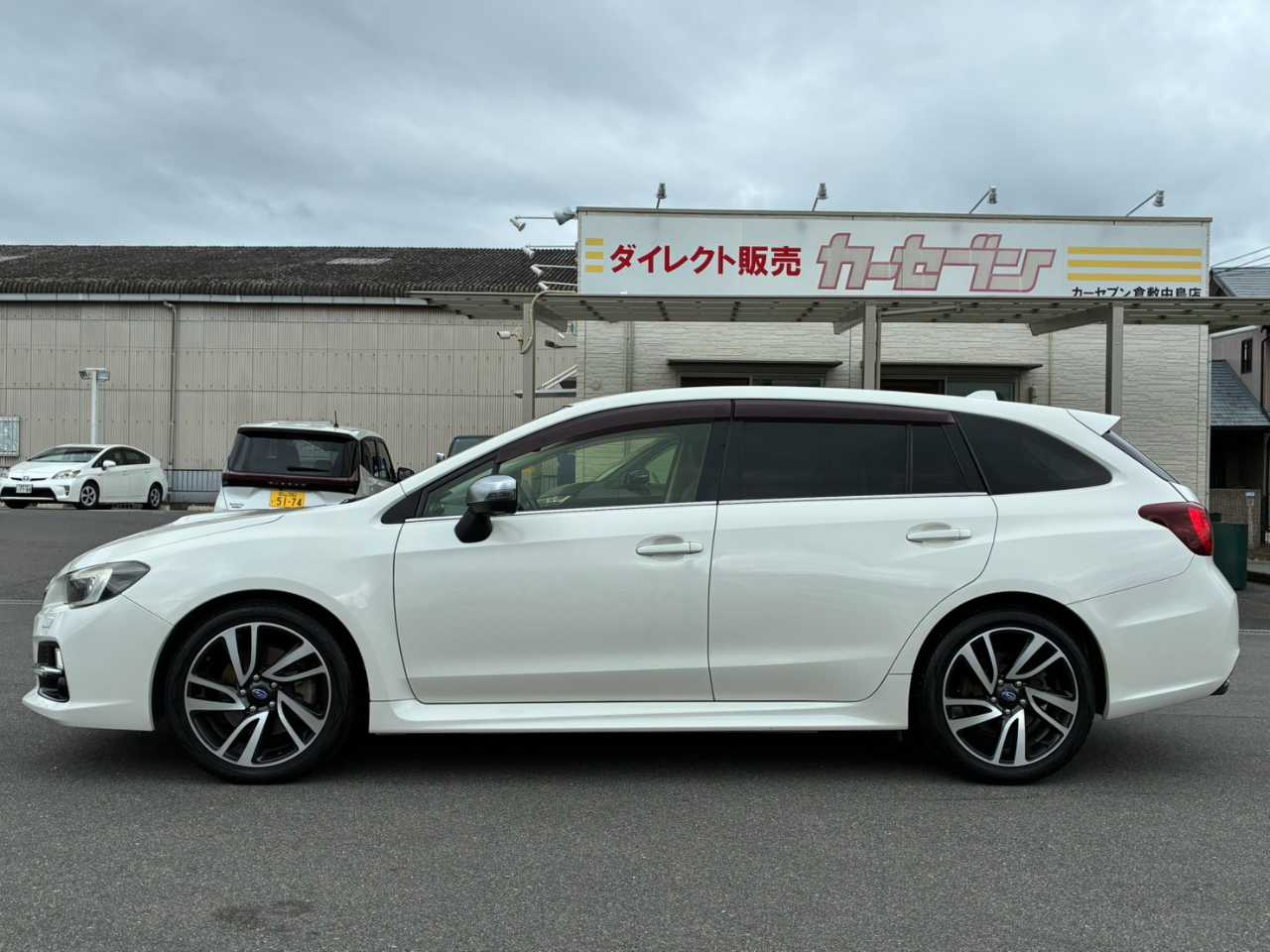 スバル レヴォーグ