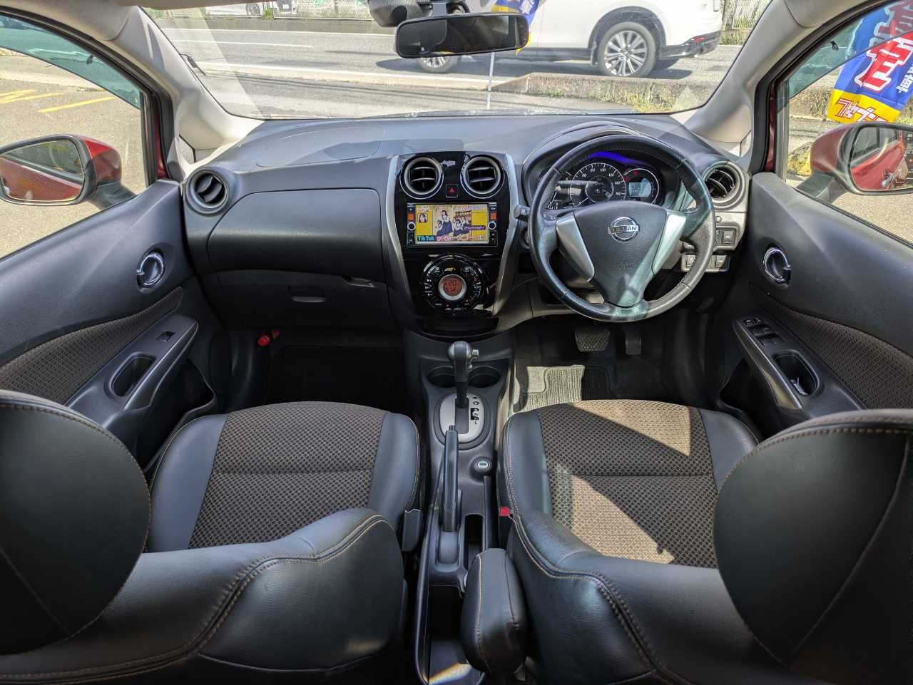 日産 ノート　ＨＢ