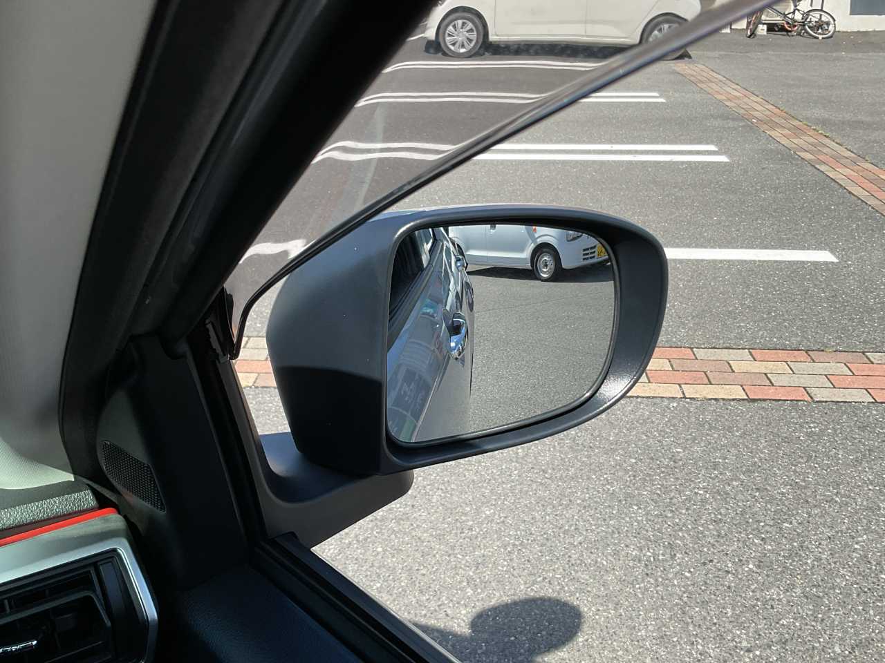 トヨタ ライズ　ハイブリッド
