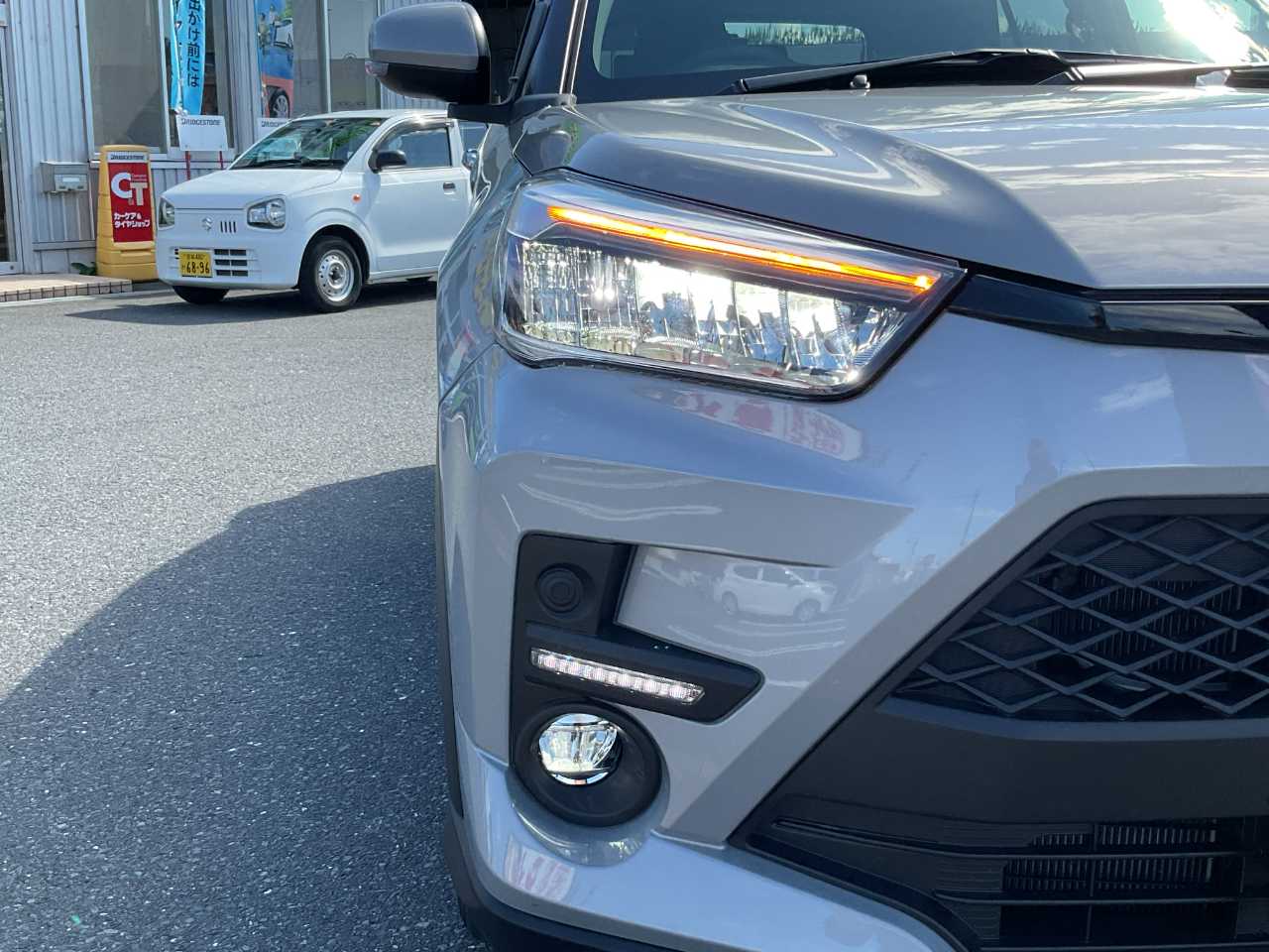 トヨタ ライズ　ハイブリッド