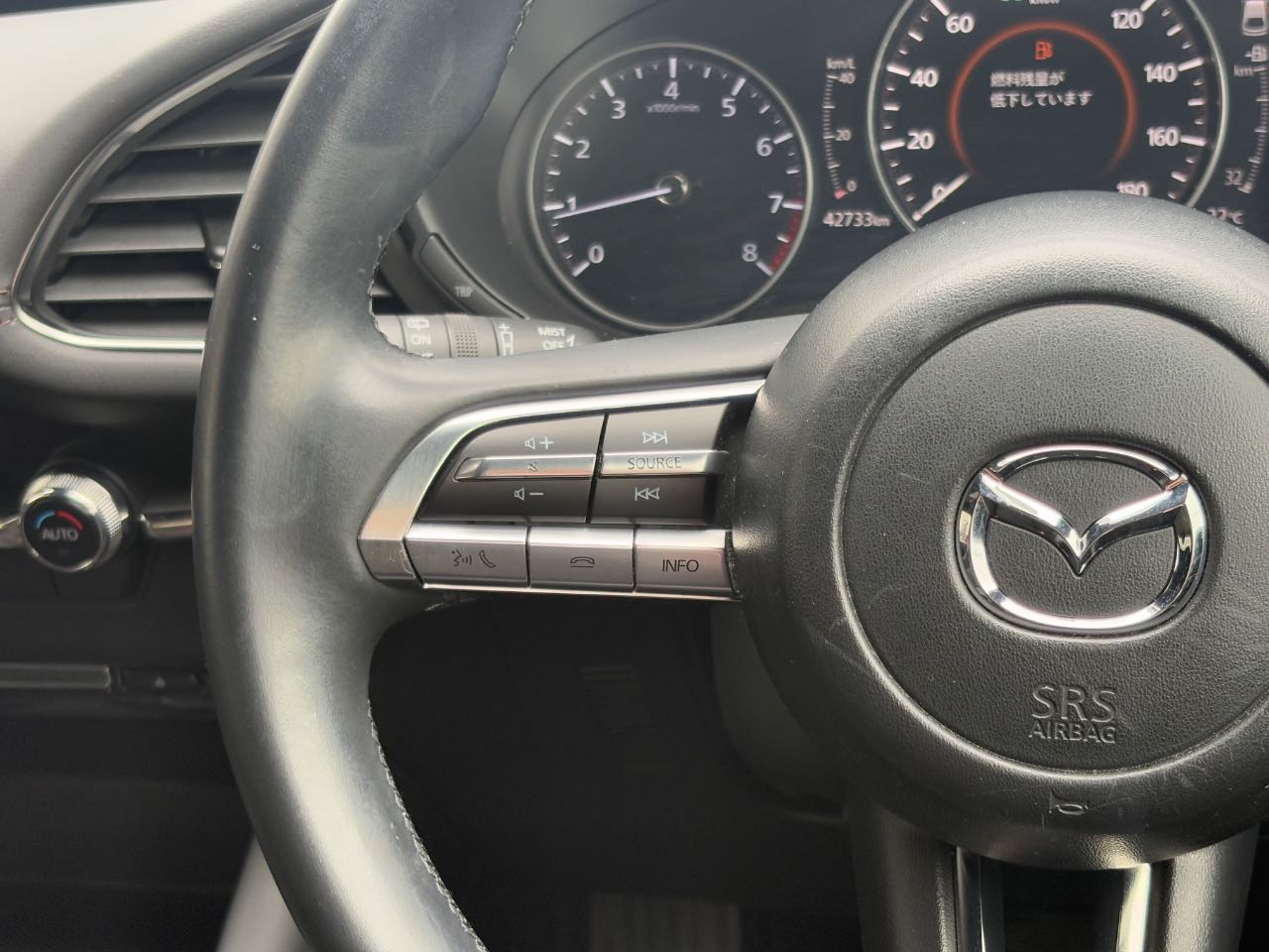 マツダ ＭＡＺＤＡ３　ファストバック