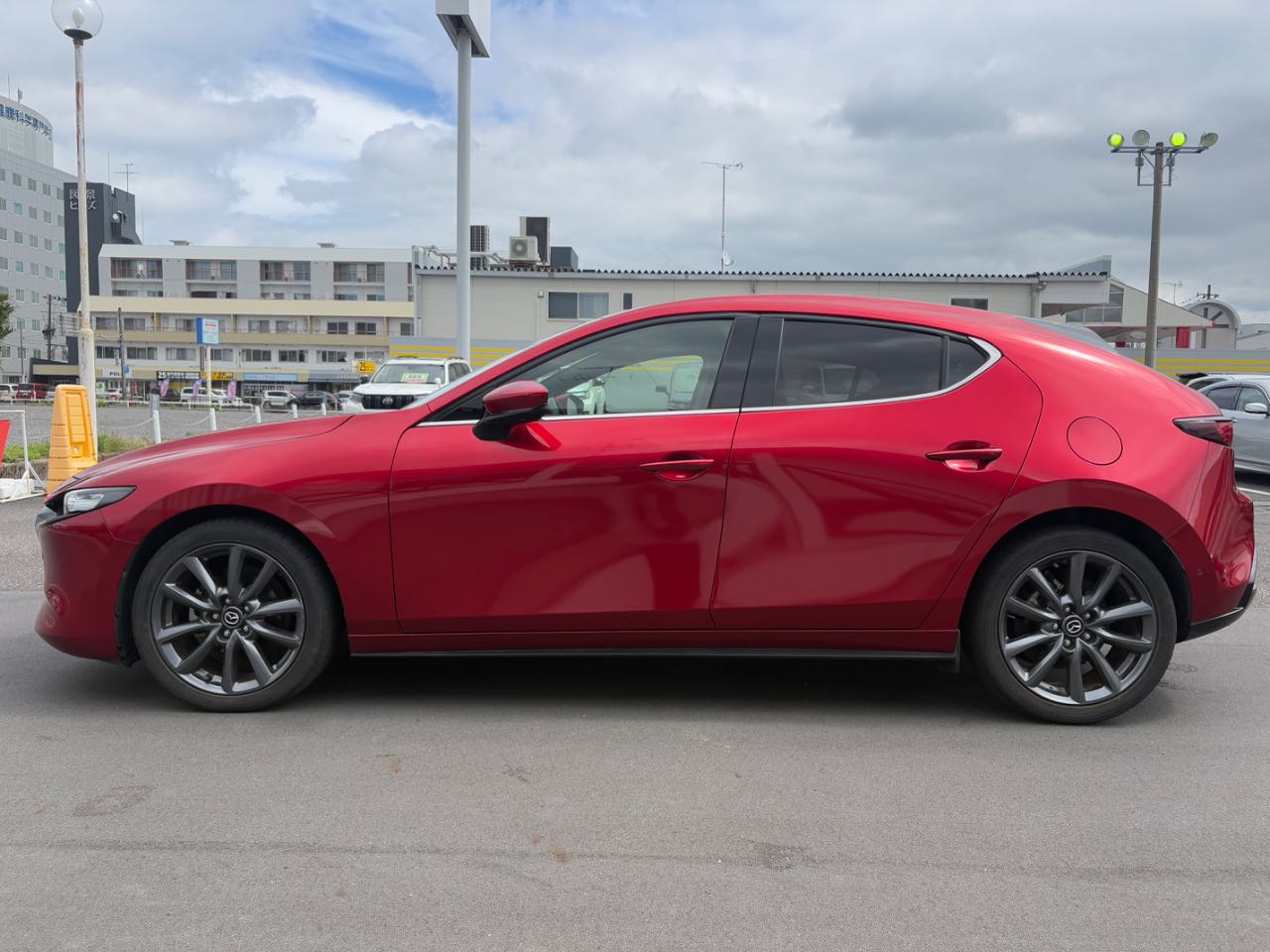 マツダ ＭＡＺＤＡ３　ファストバック