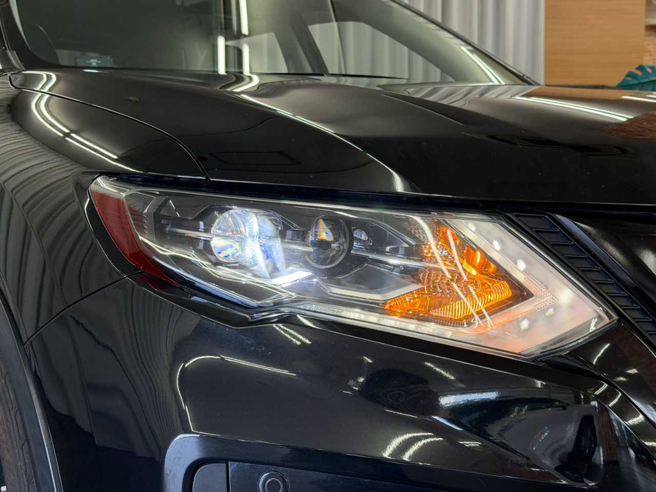 日産 エクストレイル　ハイブリッド