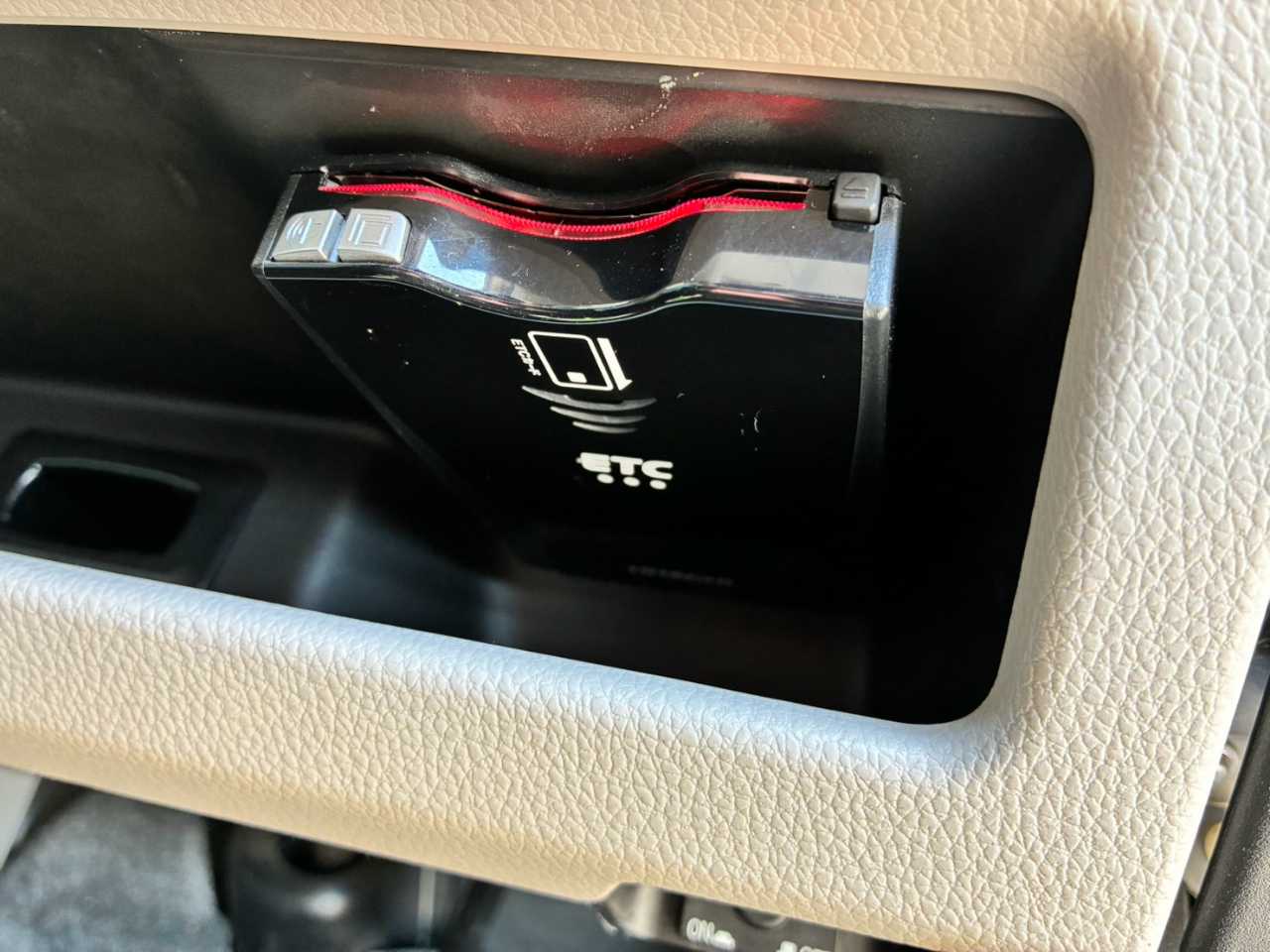 日産 デイズ　ルークス