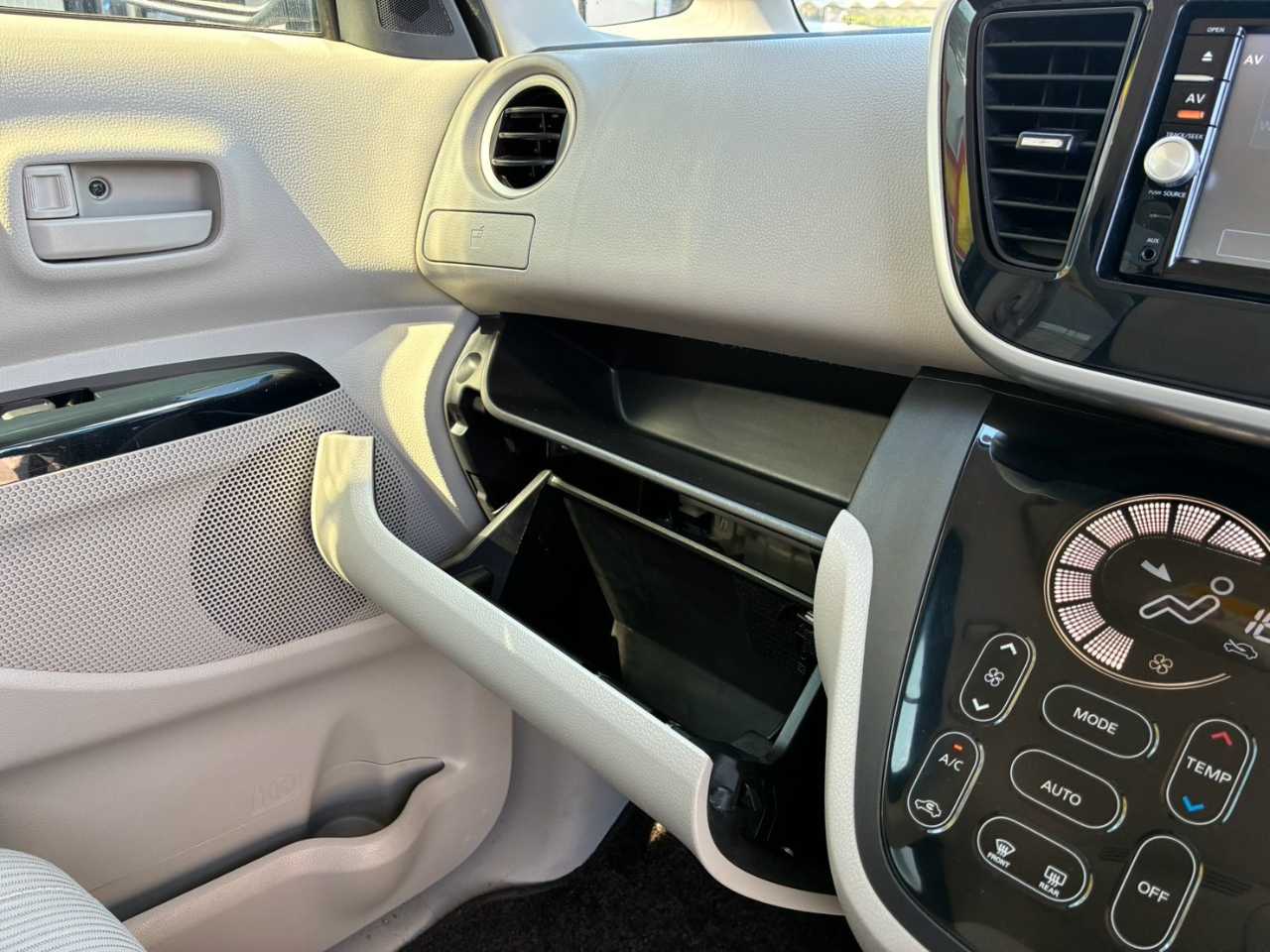 日産 デイズ　ルークス