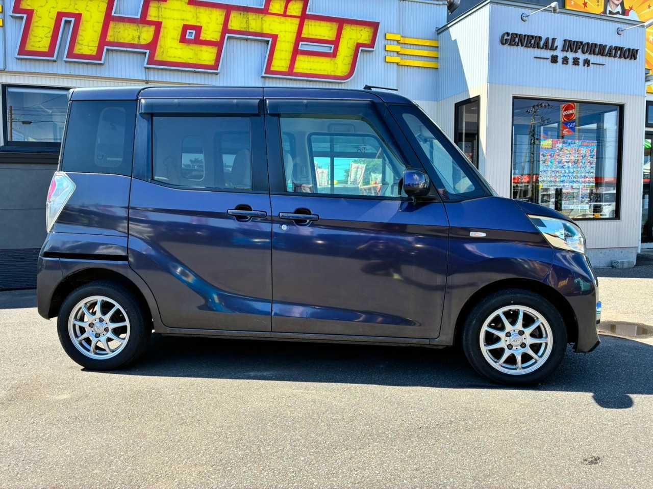日産 デイズ　ルークス