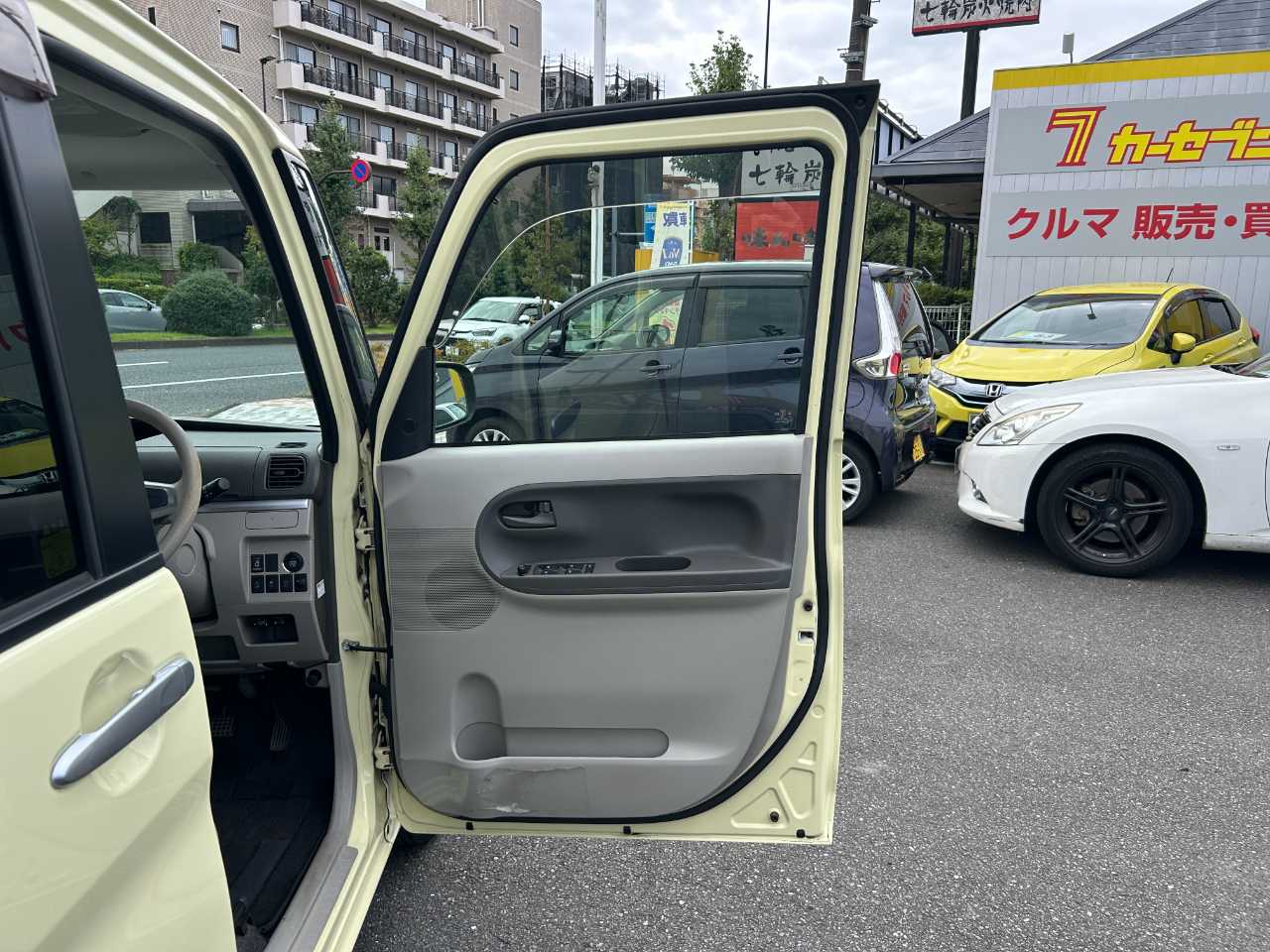ダイハツ タント