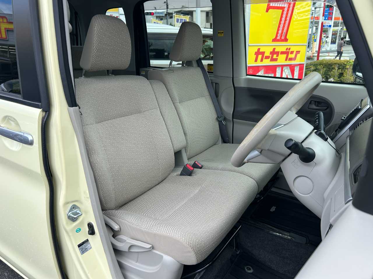 ダイハツ タント