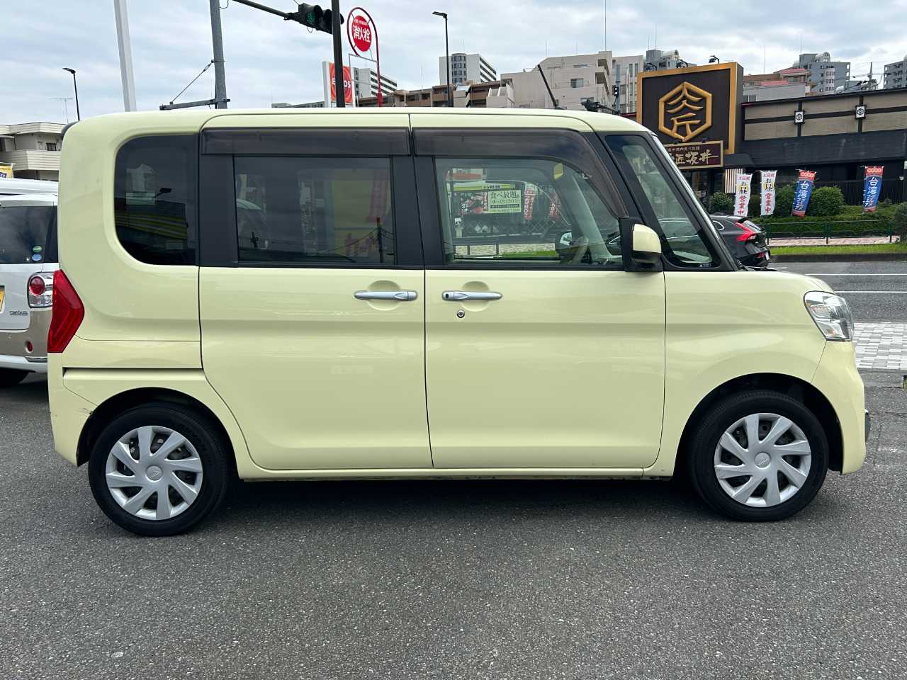 ダイハツ タント