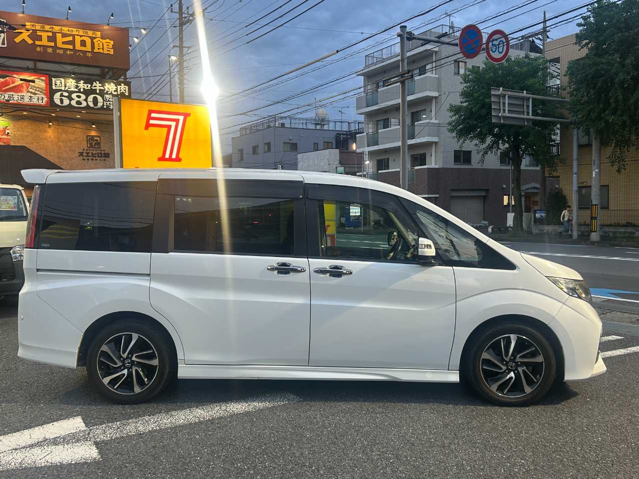 ホンダ ステップワゴン　スパーダ