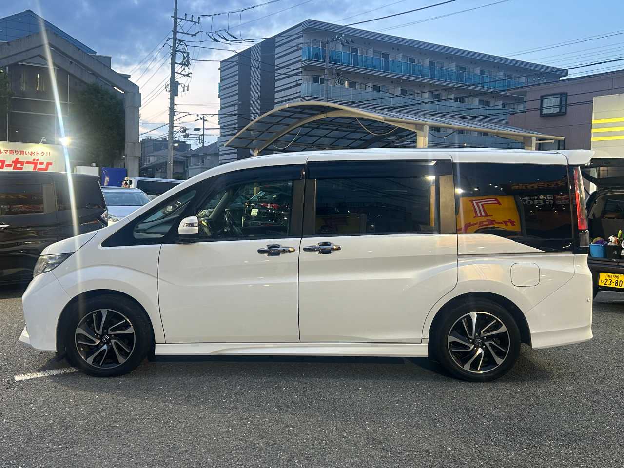 ホンダ ステップワゴン　スパーダ