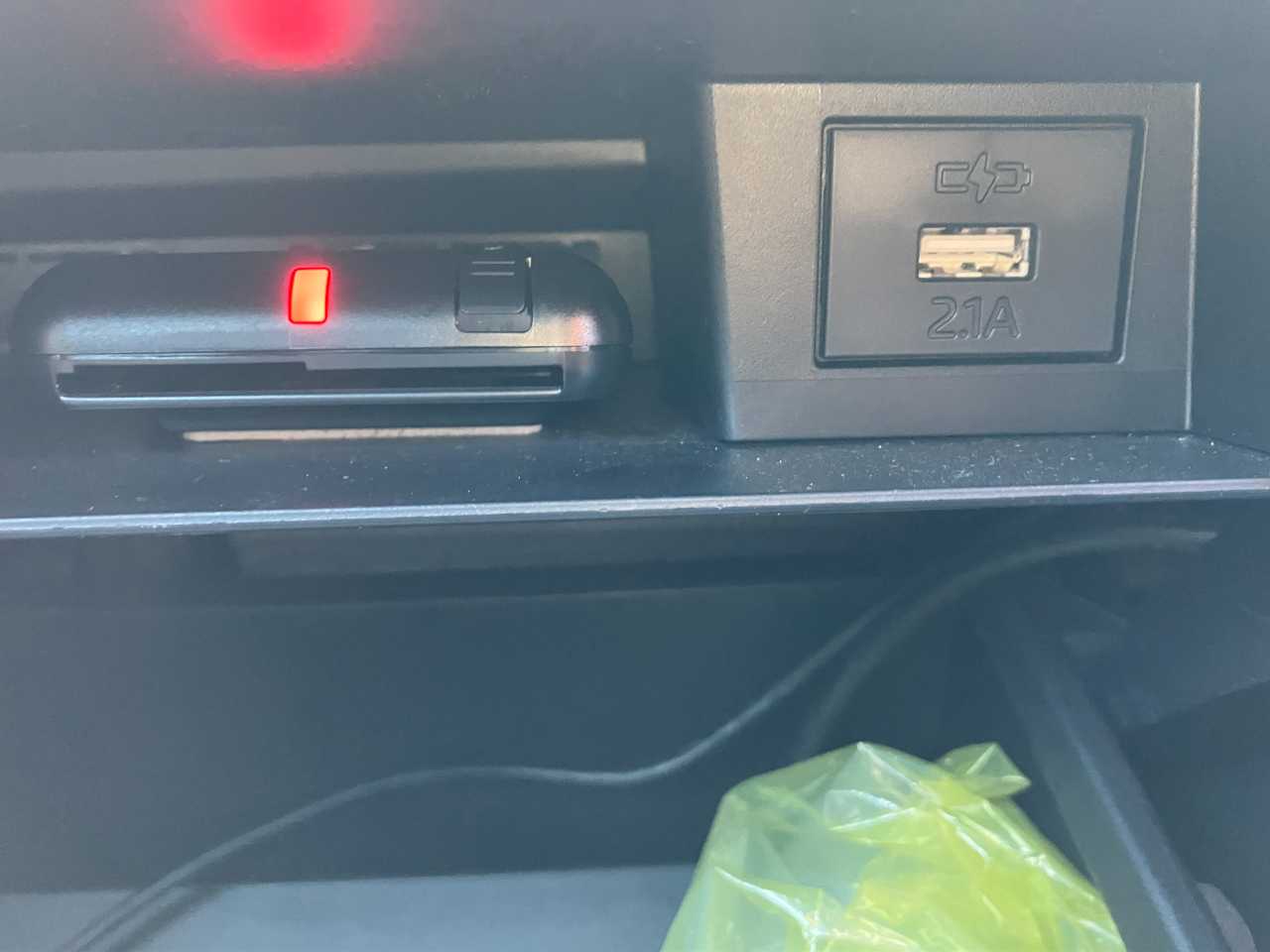 ダイハツ タフト