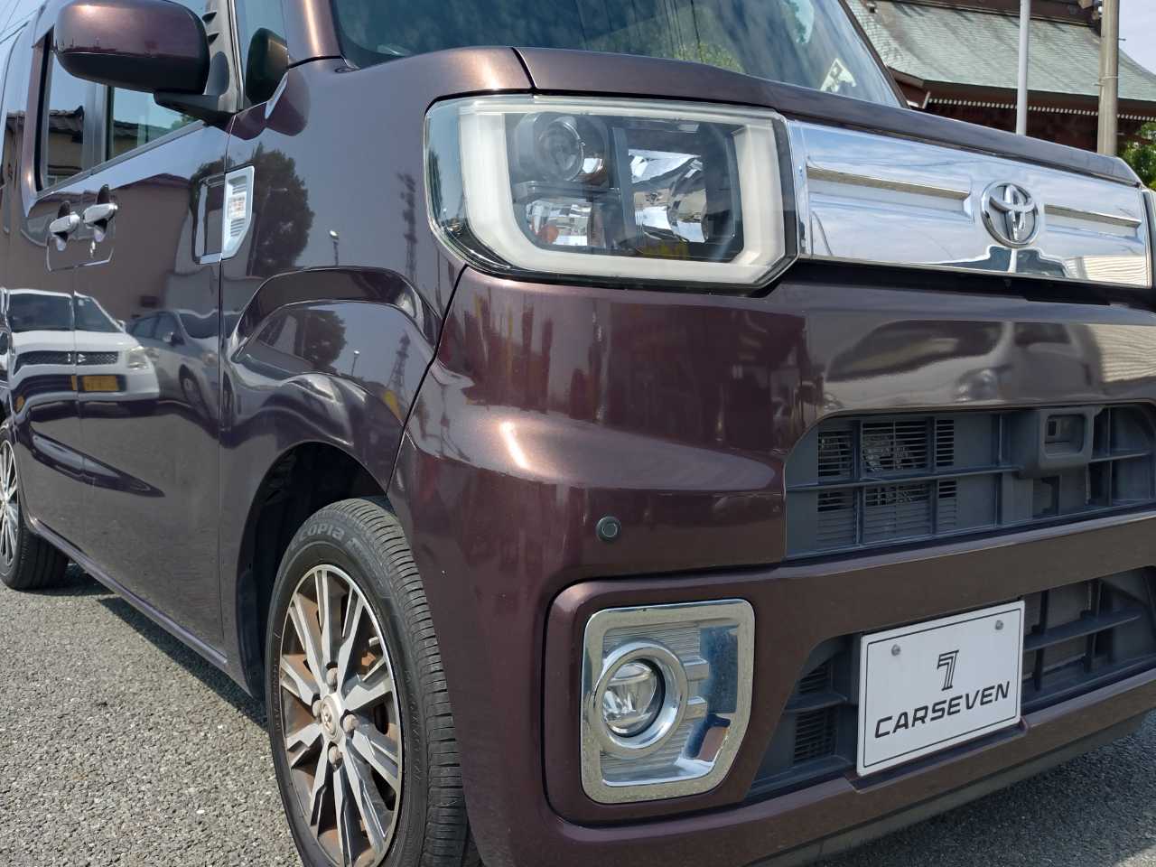 トヨタ ピクシス　メガ
