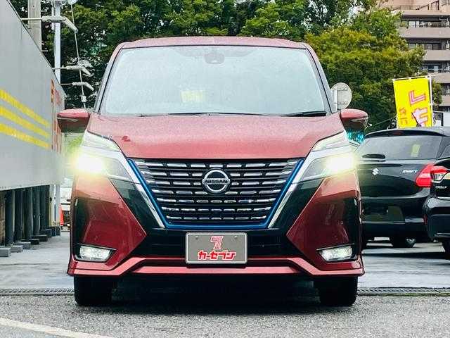 日産 セレナ