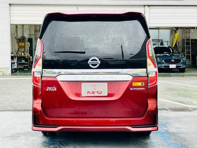 日産 セレナ