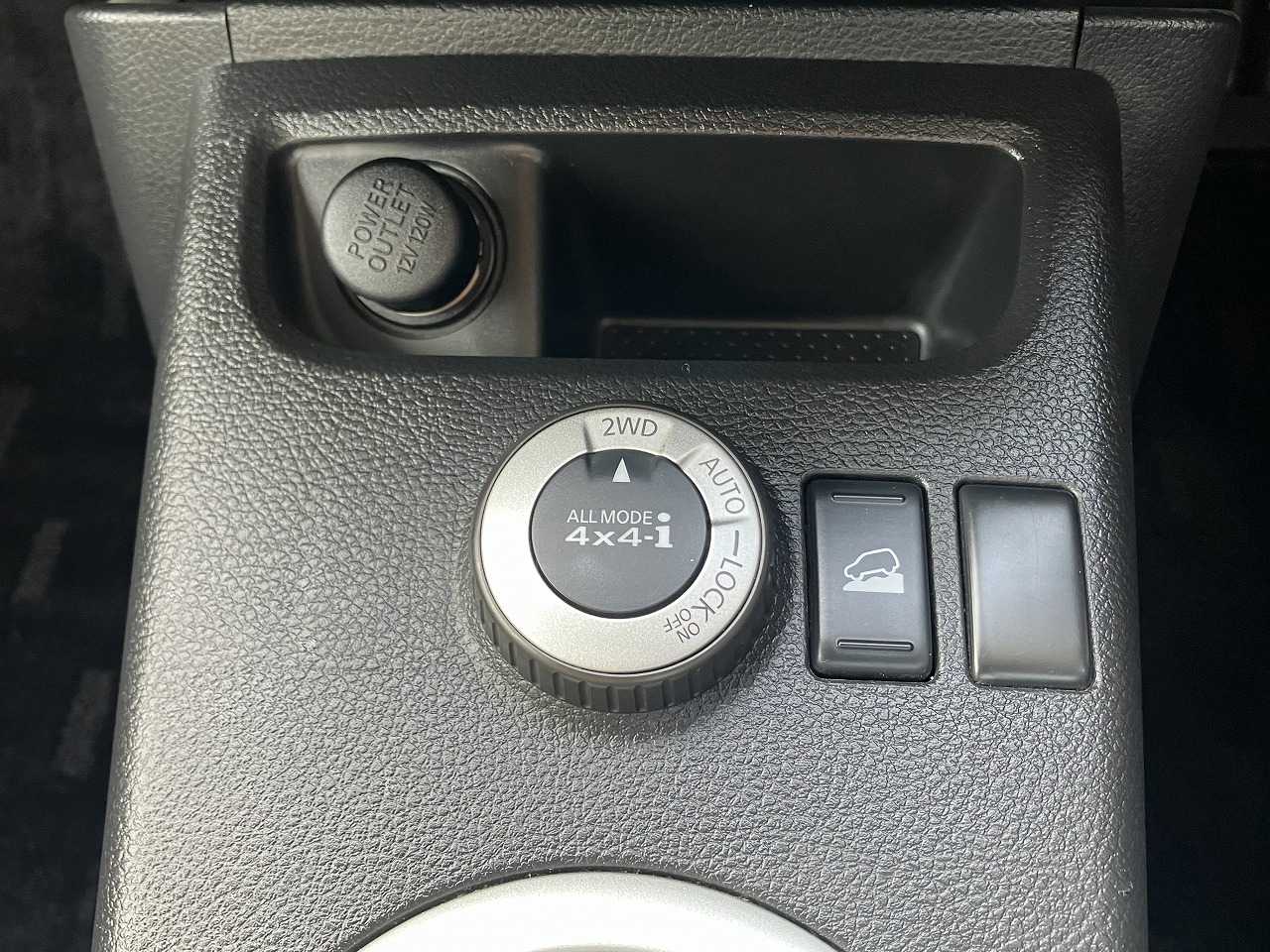 日産 エクストレイル