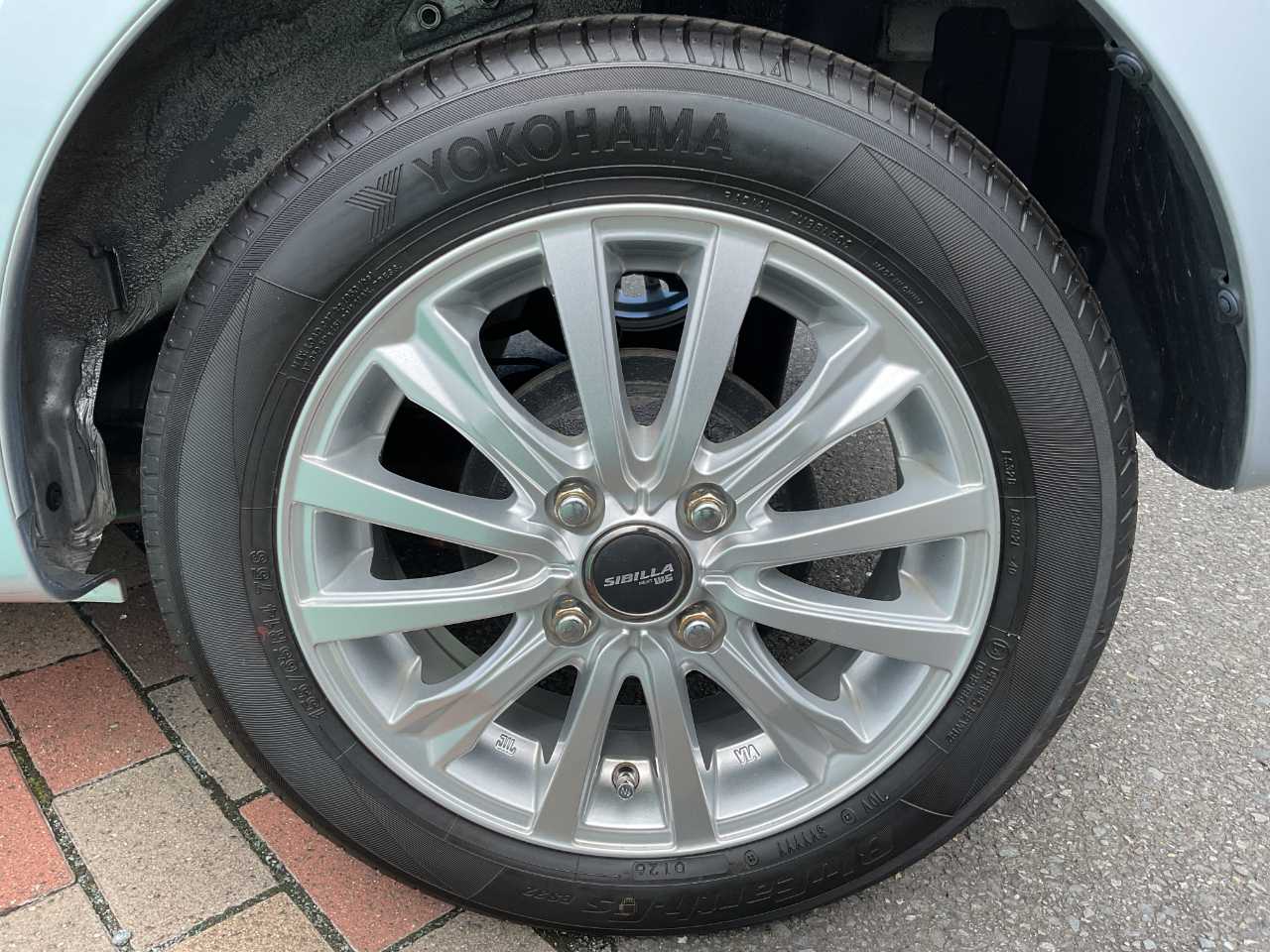 ダイハツ ミラ　イース