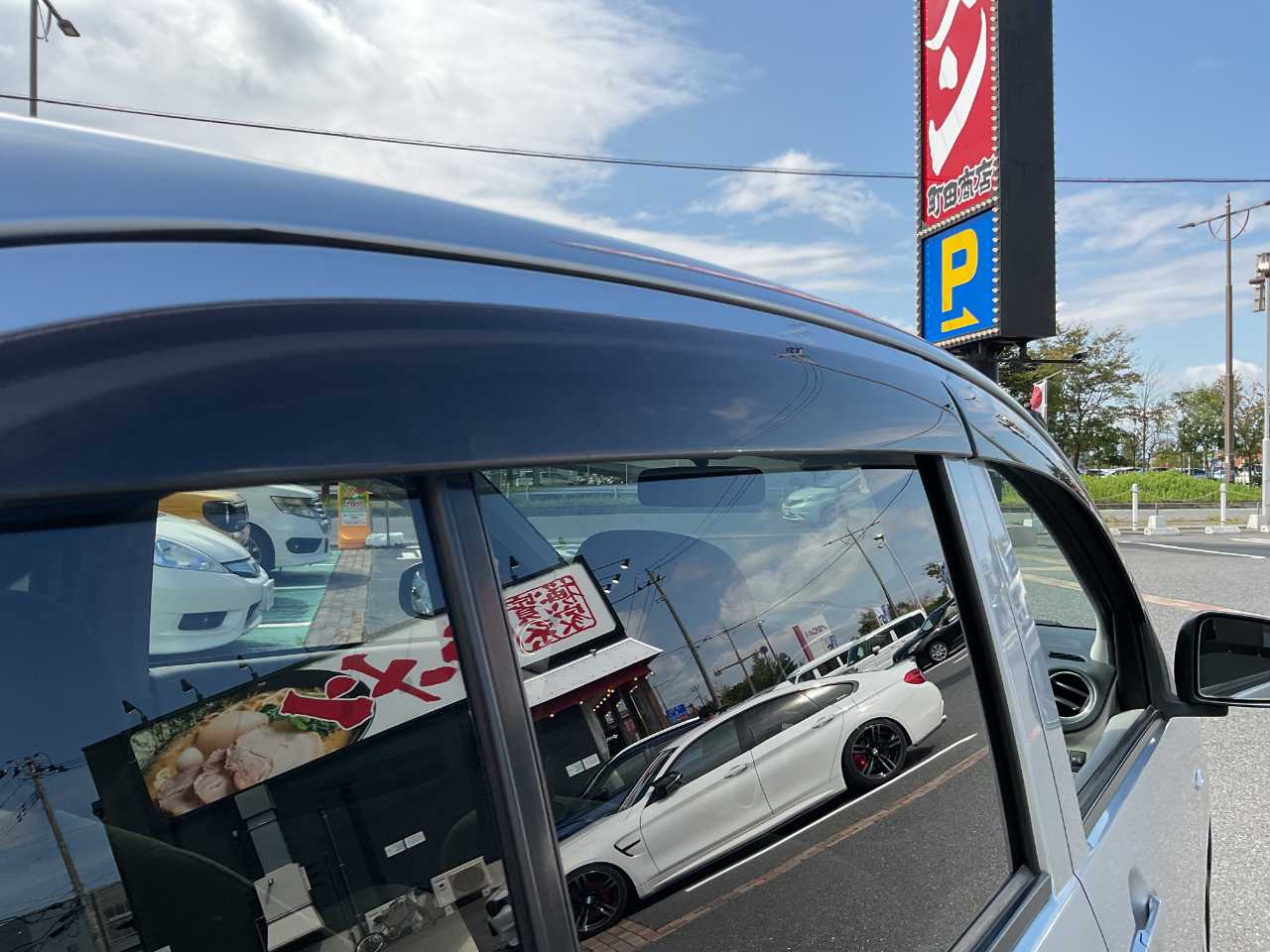 ダイハツ ミラ　イース