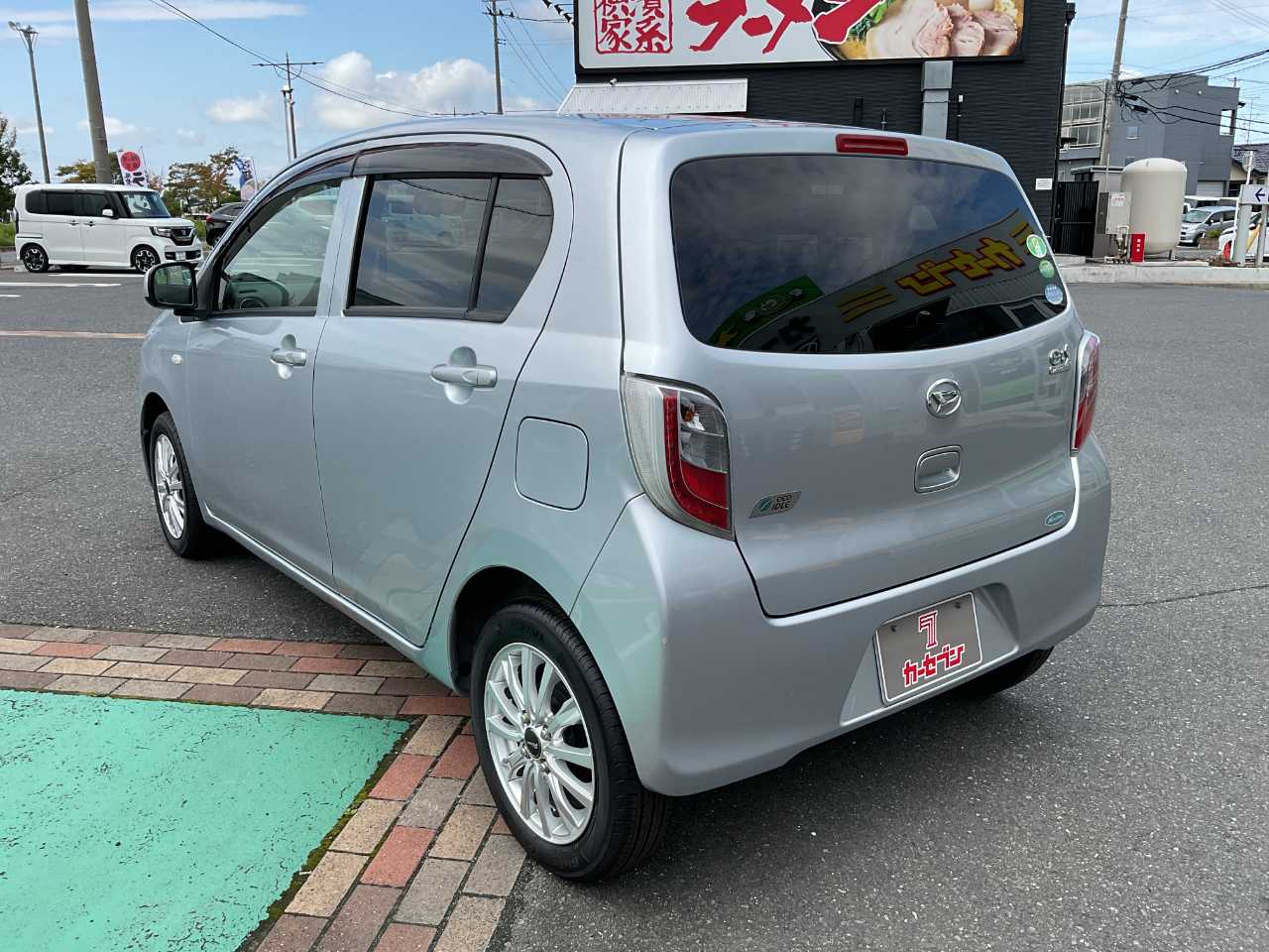 ダイハツ ミラ　イース
