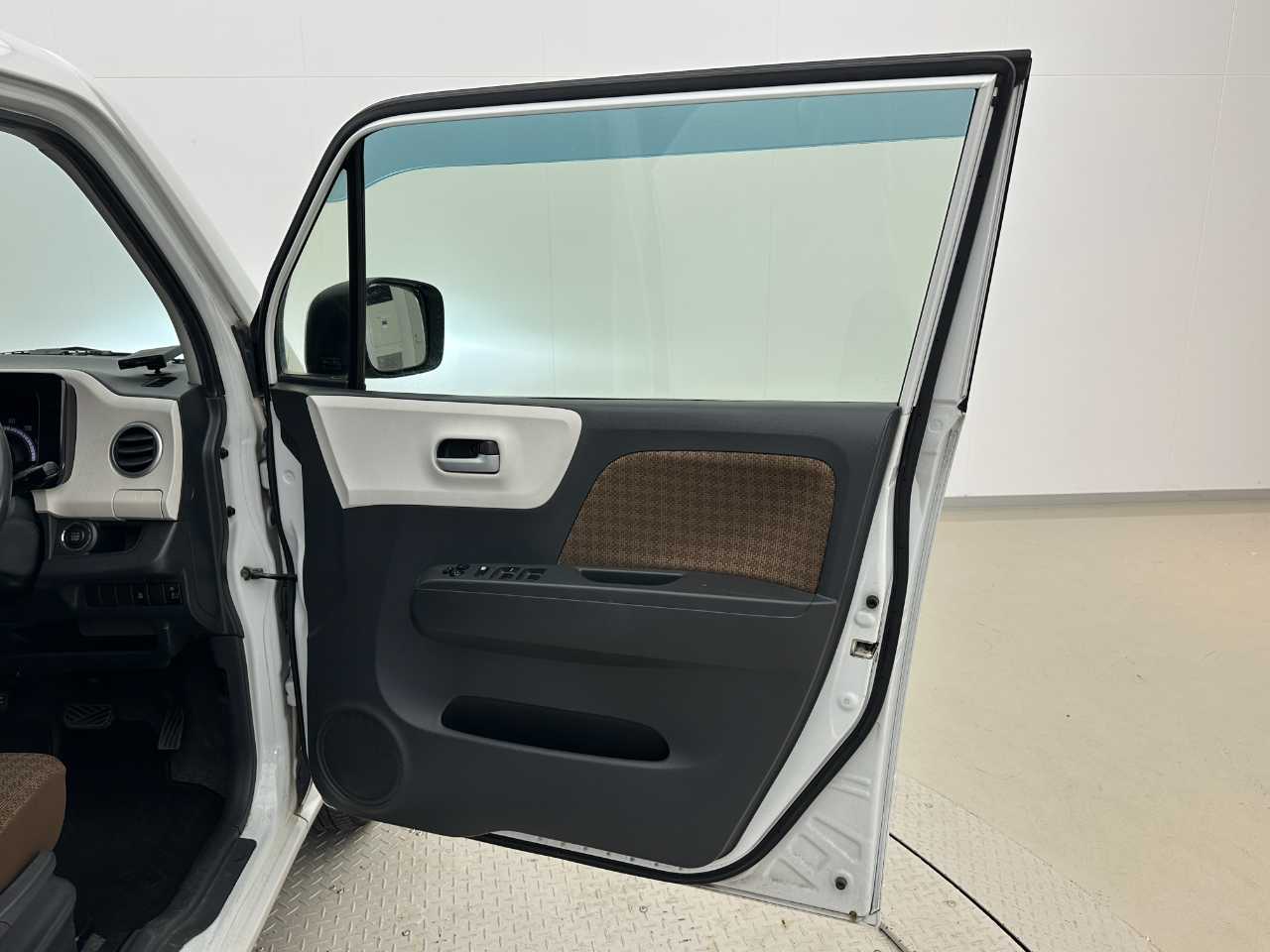 日産 モコ
