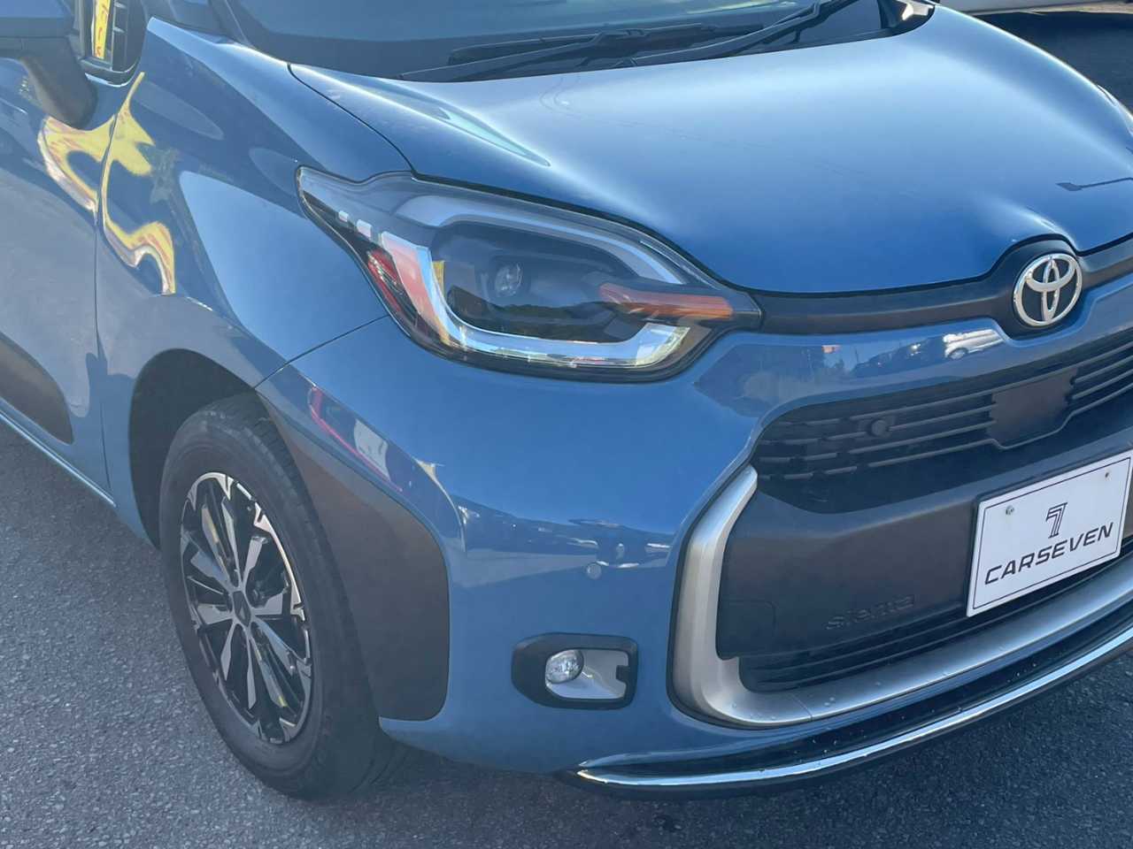 トヨタ シエンタ　ハイブリッド