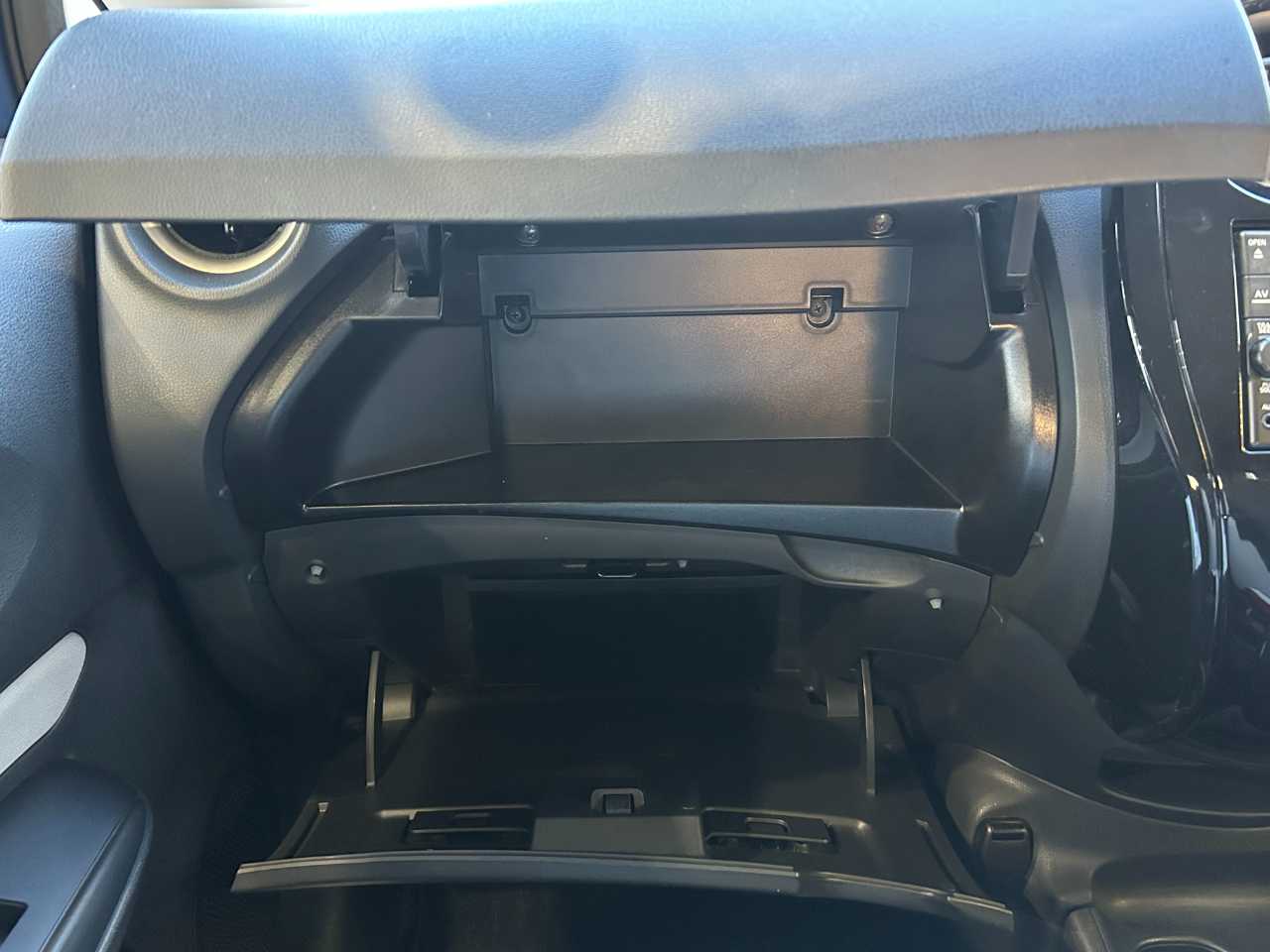 日産 ノート　ＨＢ