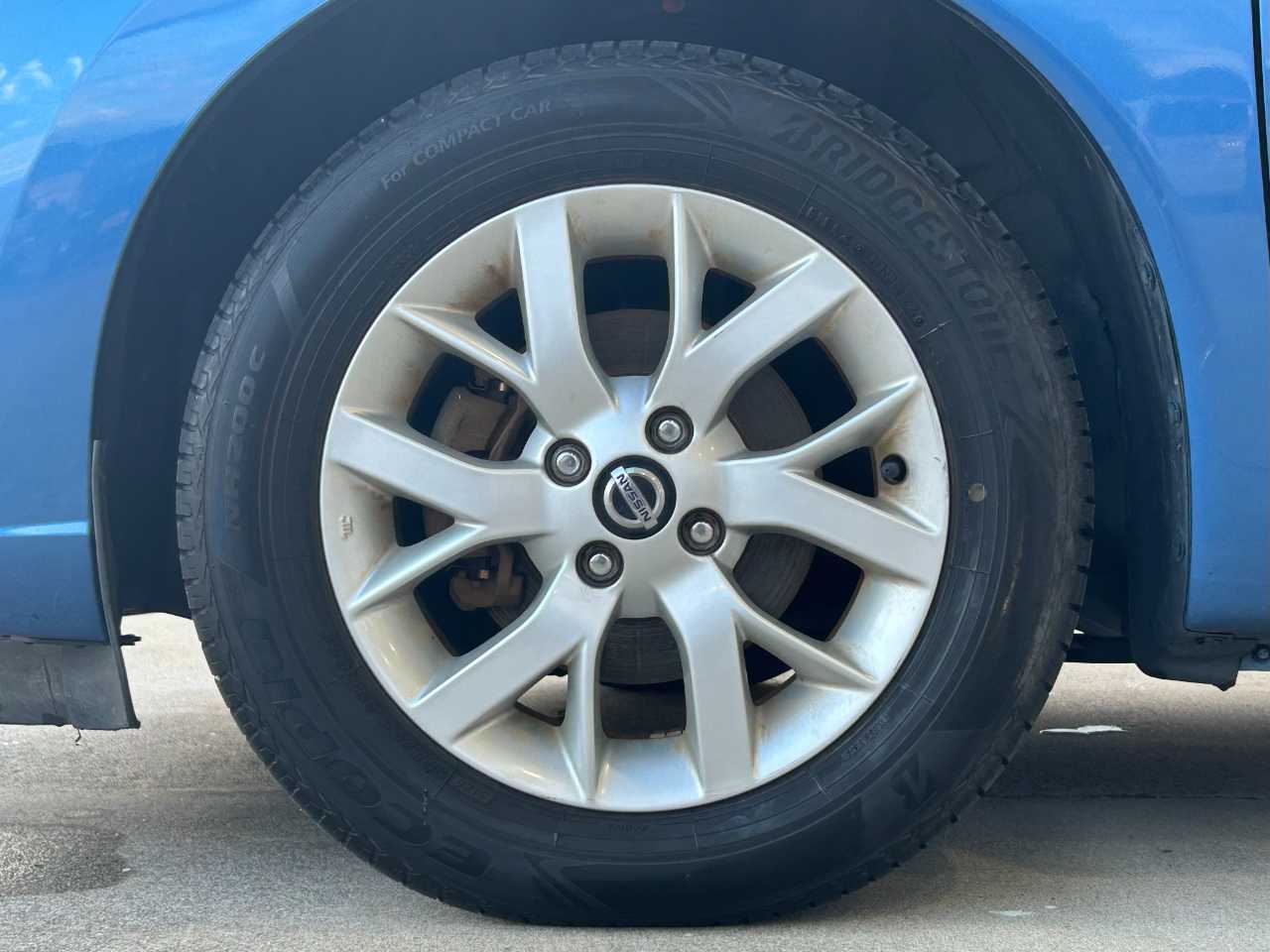日産 ノート　ＨＢ